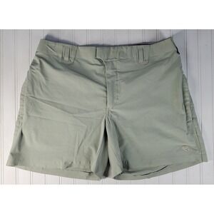 Mountain Hardwear Cordillera Hiking Green Shorts Ladies Size 8 Quick Dry Walking